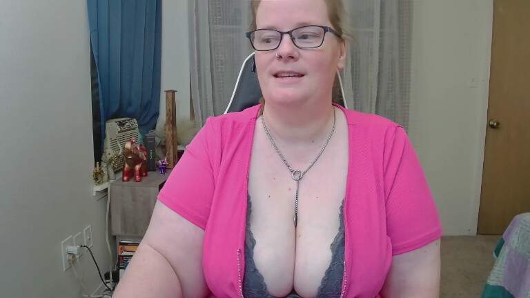 MaddeeMclove's Streamate show and profile