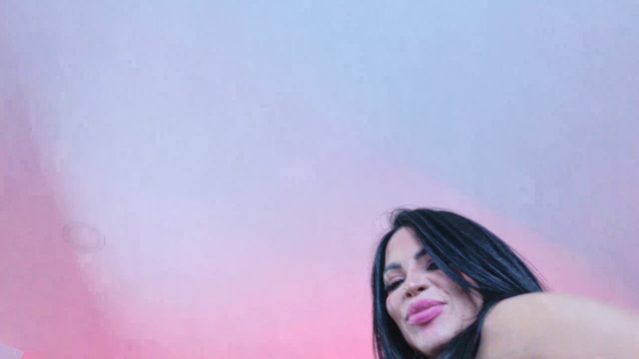 Gema_Hills
