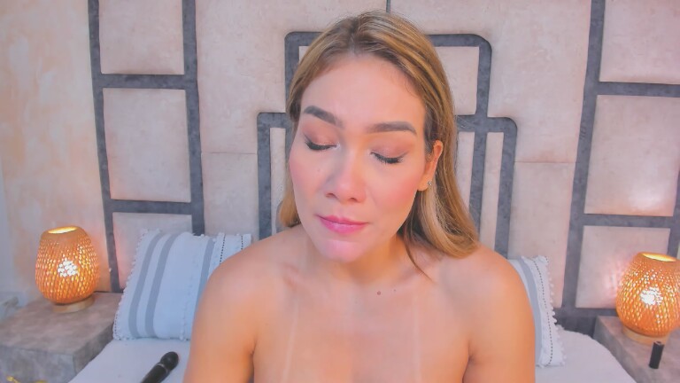 Gabyliis's Streamate show and profile