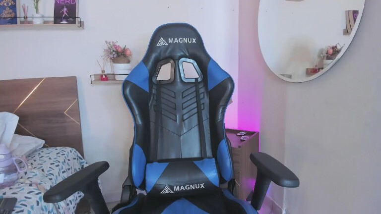 imlucyferreira's Streamate show and profile