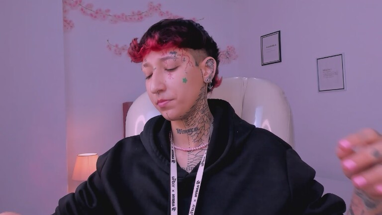 lucirosee's Streamate show and profile