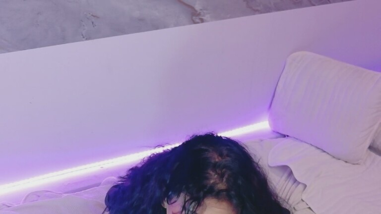 IzumoMiyu's Streamate show and profile