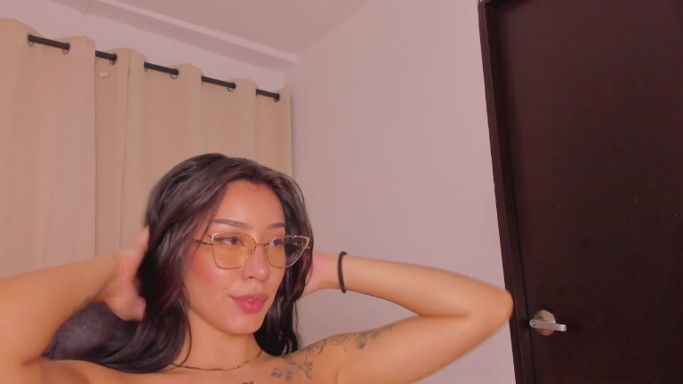 ASHLEYHIILLS's Streamate show and profile