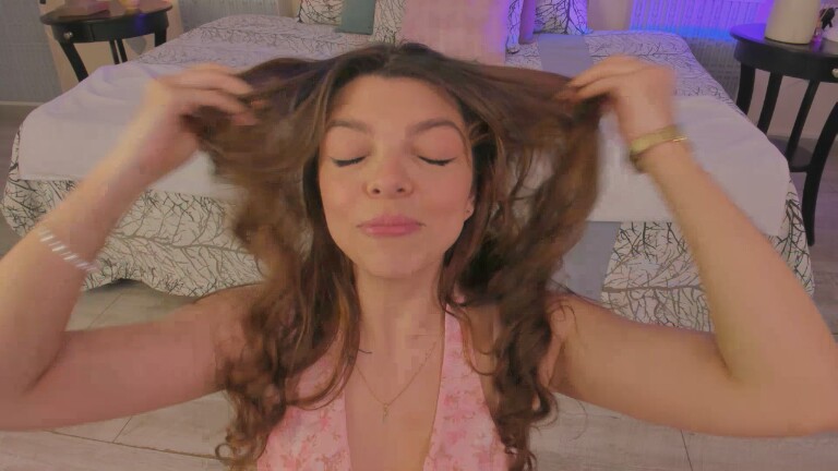 LizDeusaa's Streamate show and profile