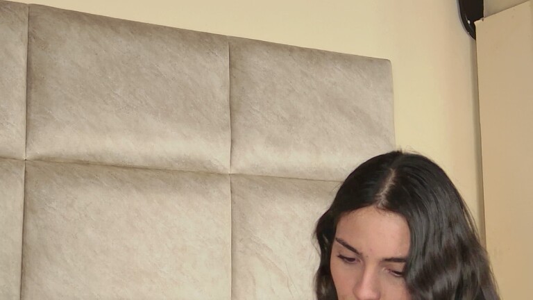 SophiaGadet's Streamate show and profile