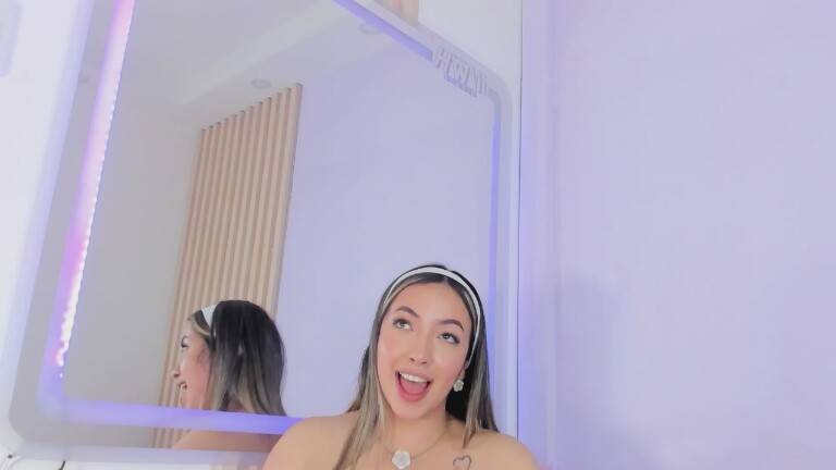 CelesteRiioz's Streamate show and profile