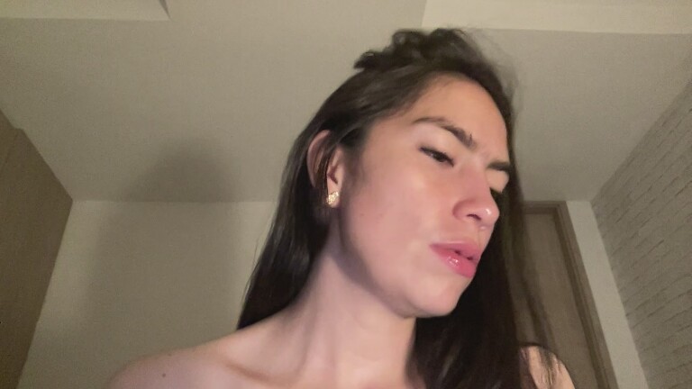 Bellasmmith's Streamate show and profile