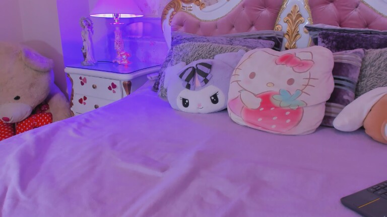 JuneEvanss's Streamate show and profile