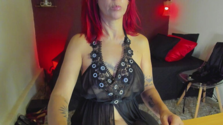 ivanniisakeers's Streamate show and profile