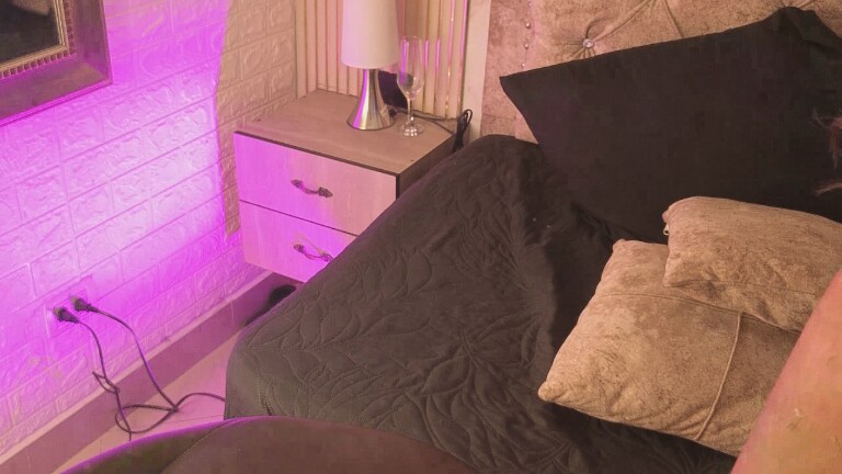 AndreaLopeez's Streamate show and profile