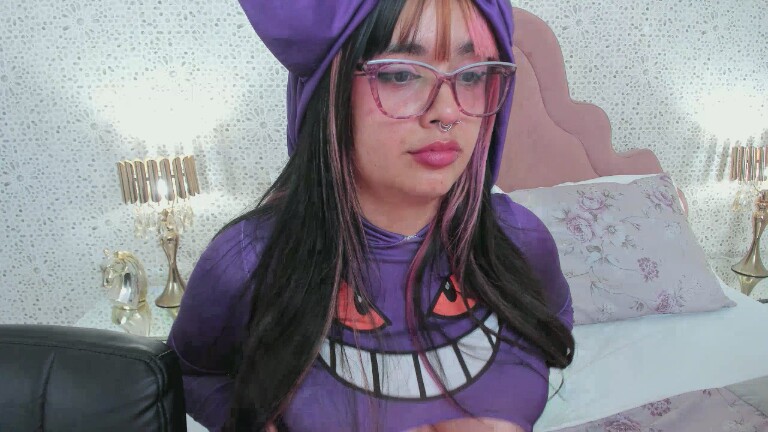 MaddieWaves's Streamate show and profile