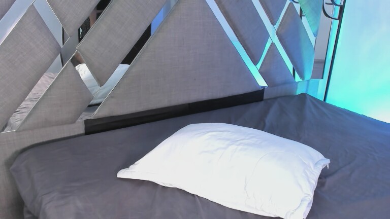 JadeValentiine's Streamate show and profile