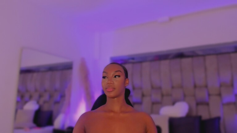 ChaynnaCooper's Streamate show and profile