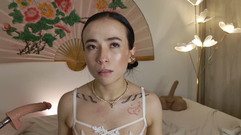 SweetSara33's Streamate show and profile