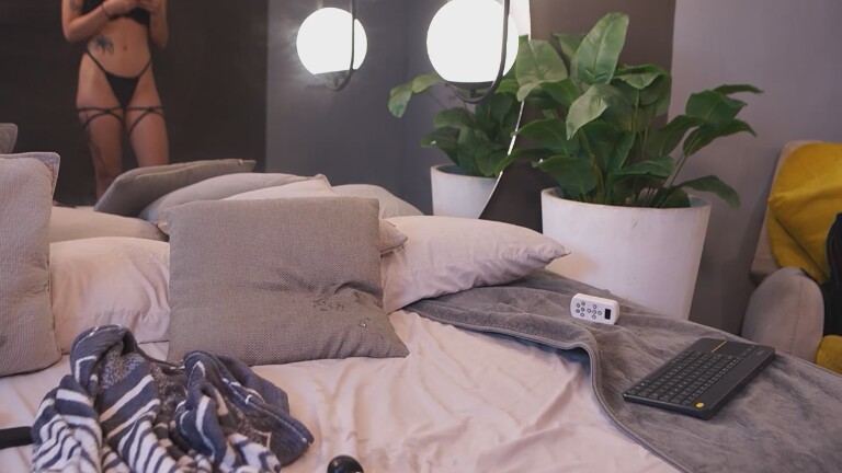 LanaJons's Streamate show and profile