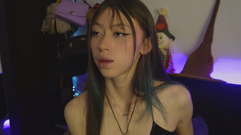 namismith18's Streamate show and profile