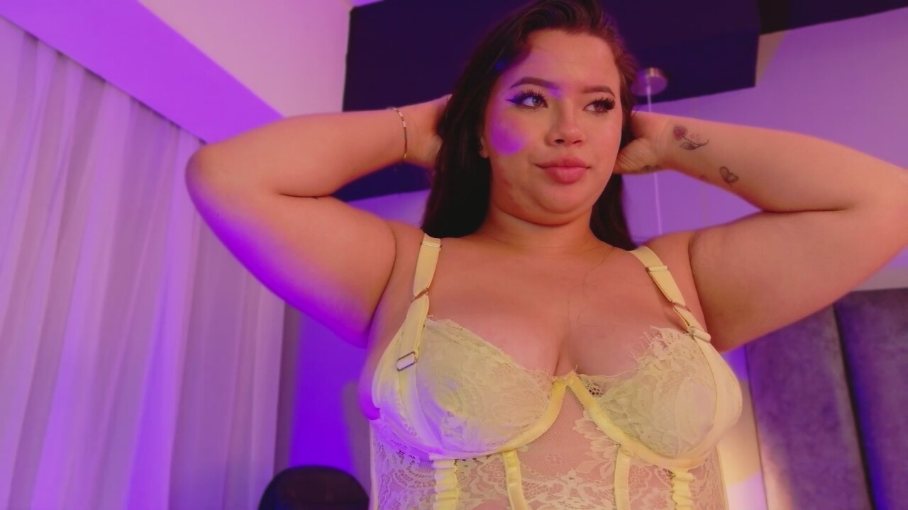 Scarlett_Davison