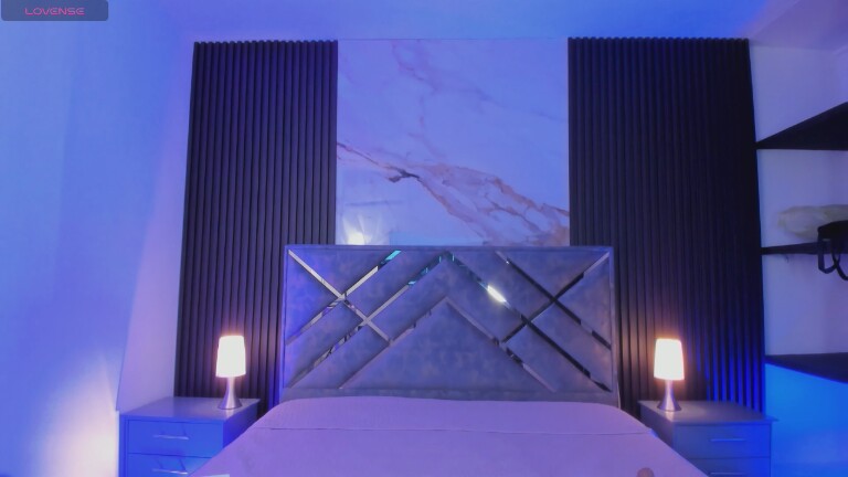 Milacurvy's Streamate show and profile