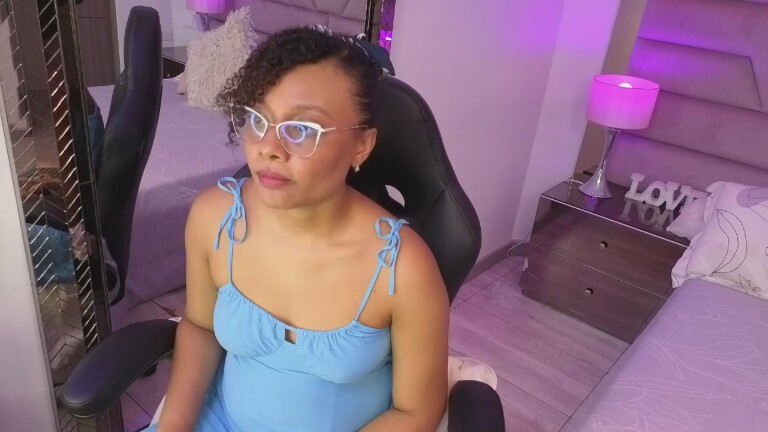 JorjaSaenz's Streamate show and profile