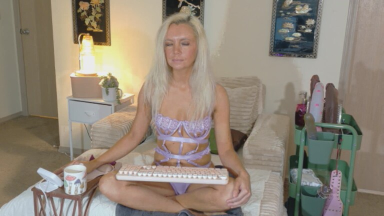 SophiaSinclaireX's Streamate show and profile