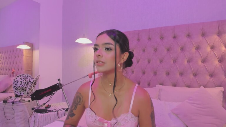 Alicia_Evans's Streamate show and profile