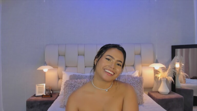 EmmaPrinncess's Streamate show and profile