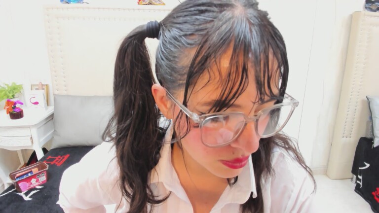 EmmaWatss's Streamate show and profile