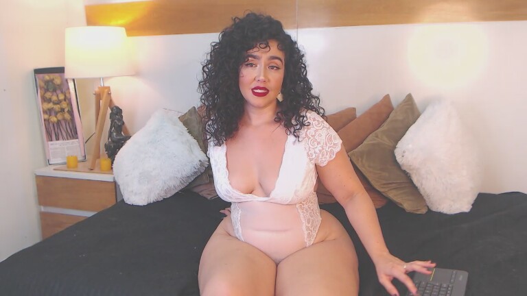 SeleneRisso's Streamate show and profile