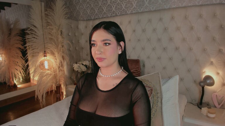 Dannah_Gomez's Streamate show and profile