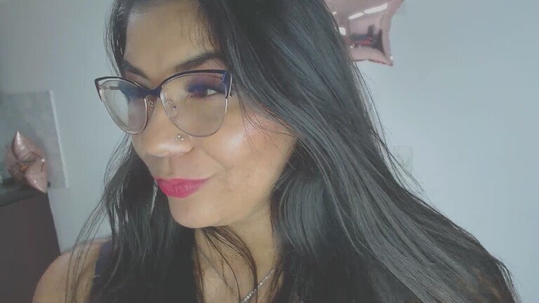 LunaDumont's Streamate show and profile