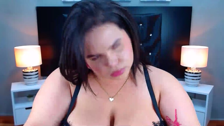 Natalia_Joseph's Streamate show and profile