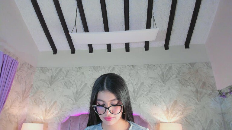 KoralDaviss's Streamate show and profile