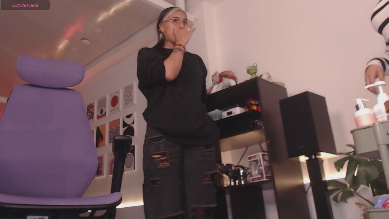 KimbeerlyClars's Streamate show and profile