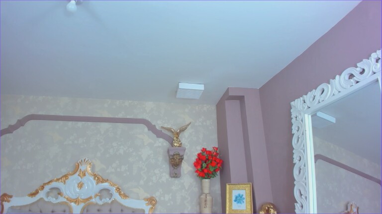 LarissaHills's Streamate show and profile