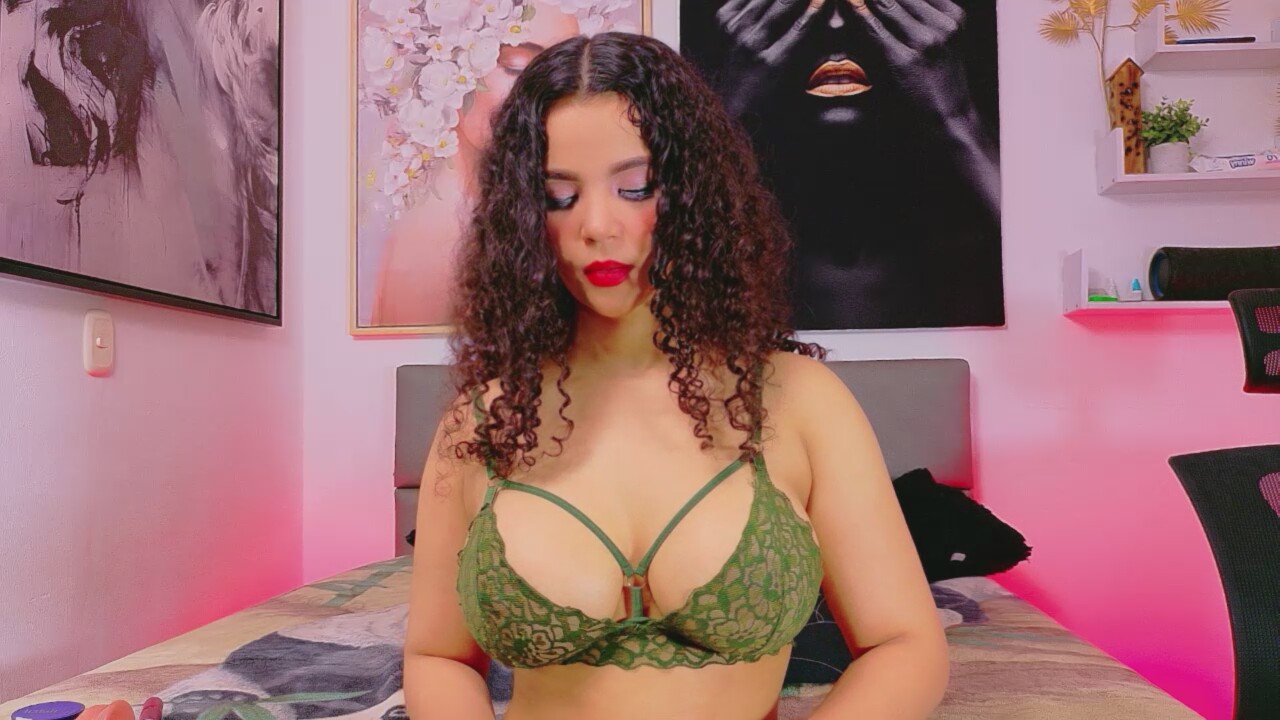 Luna_Monroe