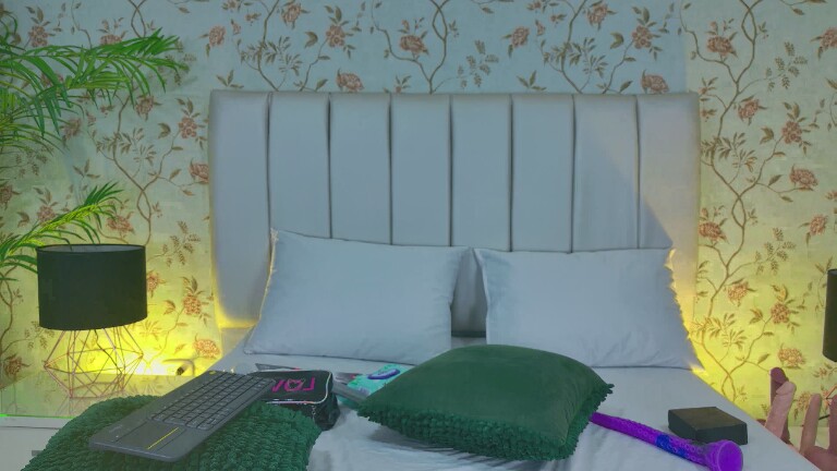 BrisaVegaGB's Streamate show and profile