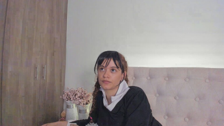 EmiliaJons's Streamate show and profile