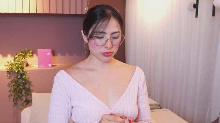 EvaPaoluci's Streamate show and profile