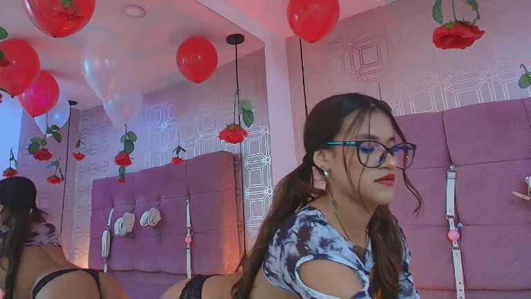 Lilith_Suarez's Streamate show and profile