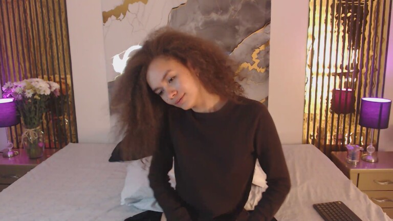 MiticaBrenner's Streamate show and profile