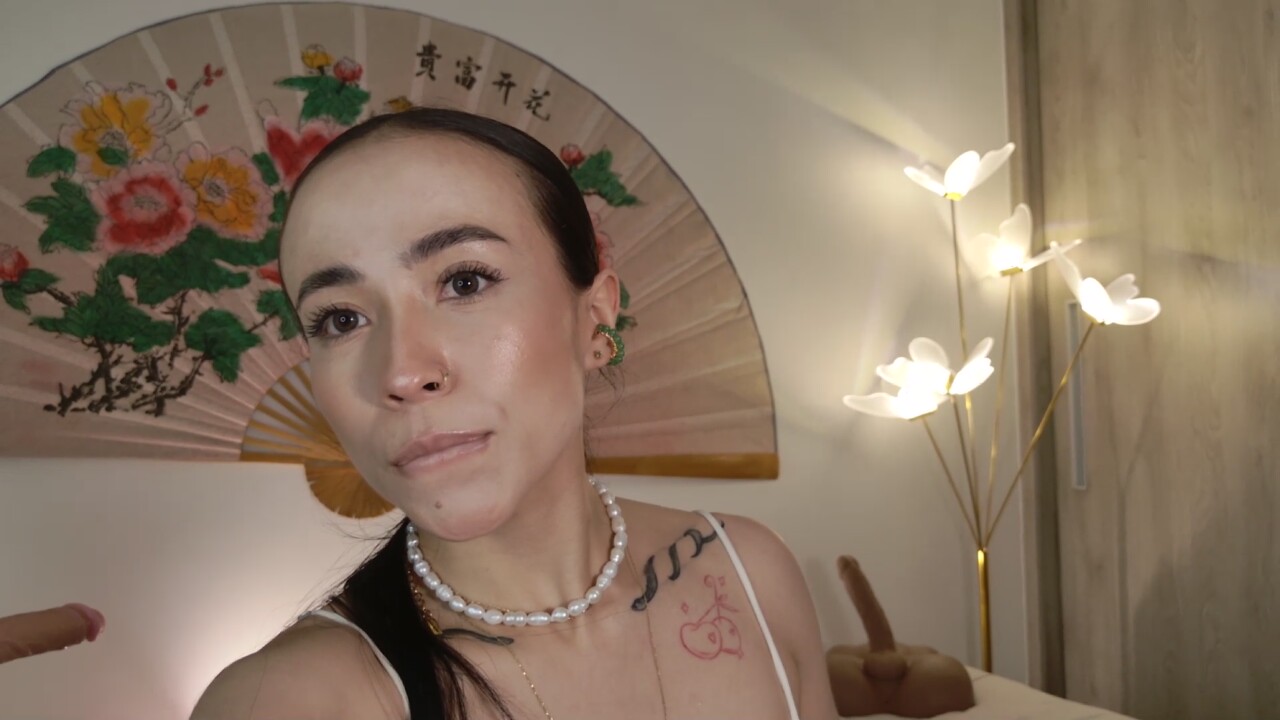 SweetSara33