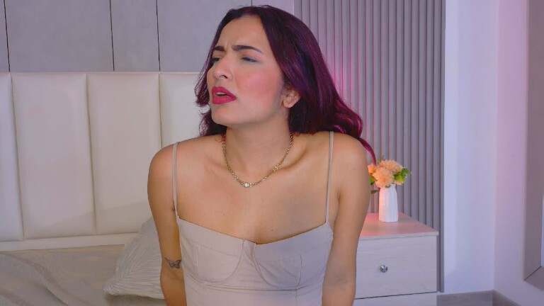 RafaellaCaruso's Streamate show and profile