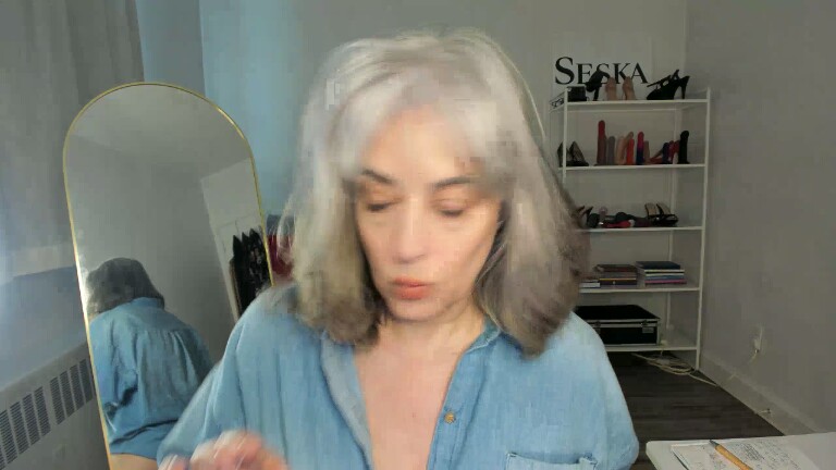 TheRealSeska's Streamate show and profile