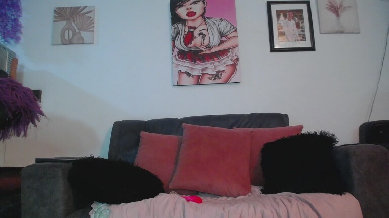 Vixenxnaughty's Streamate show and profile