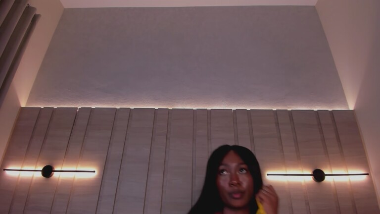 IvonneBrunettee's Streamate show and profile