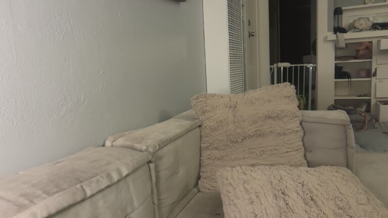 leoqueen1111's Streamate show and profile