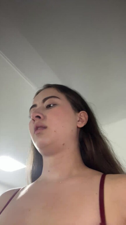 RoxieMiller's Streamate show and profile