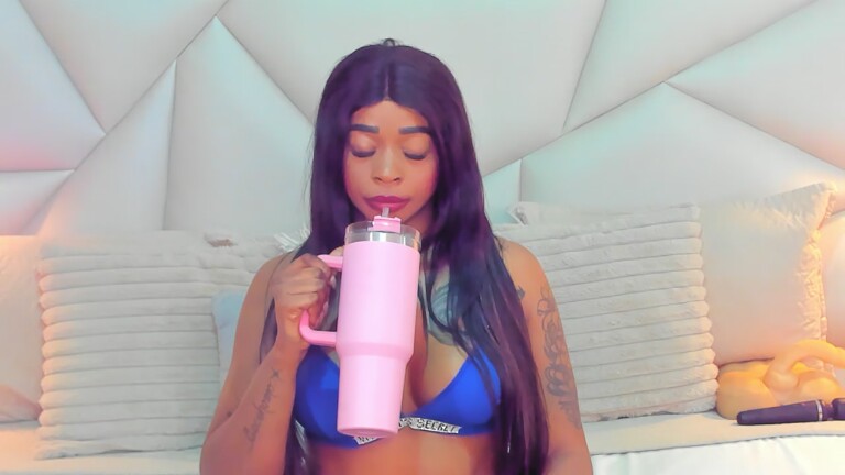 TyraaLambert's Streamate show and profile