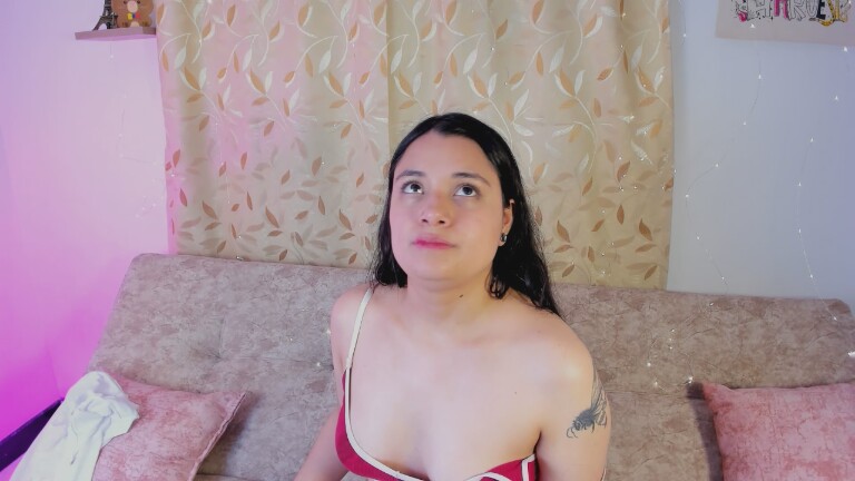 HannyBee's Streamate show and profile