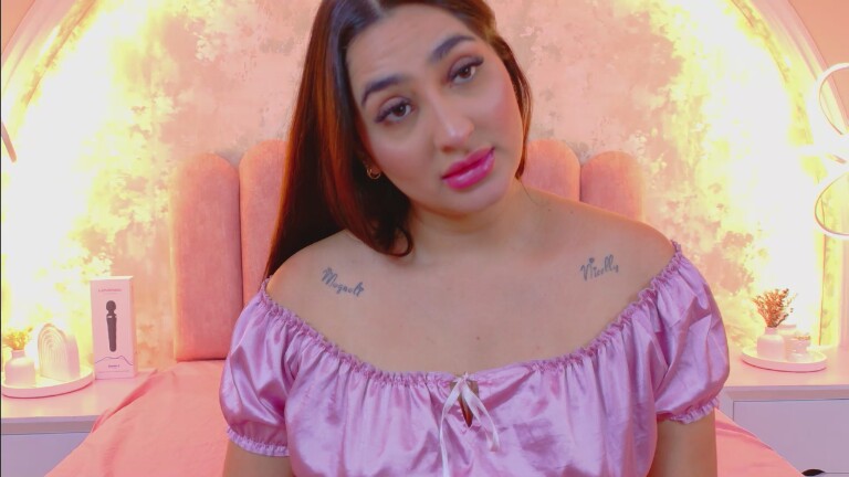 JasmineRhodes's Streamate show and profile